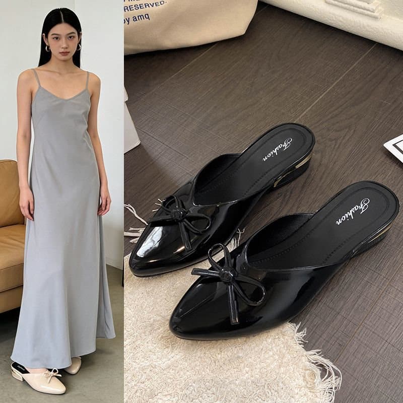Summer Wedge Mule Shoes 2026 New Style Closed-Toe Half Slippers for Women French Shallow Mouth Pointed Toe Outdoor Sandals