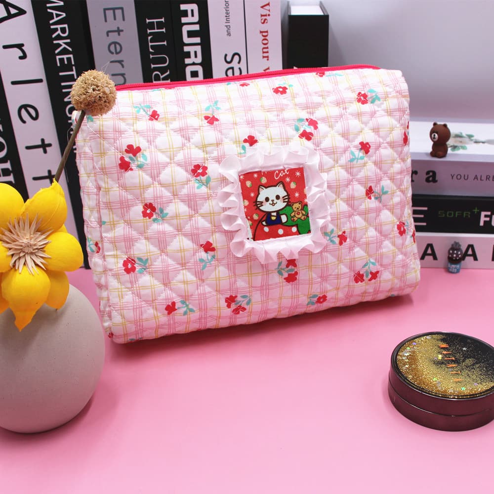 Cute Large Capacity Cat Makeup Bag Portable Travel Bag Skincare Organizer Toiletry Bag Handbag