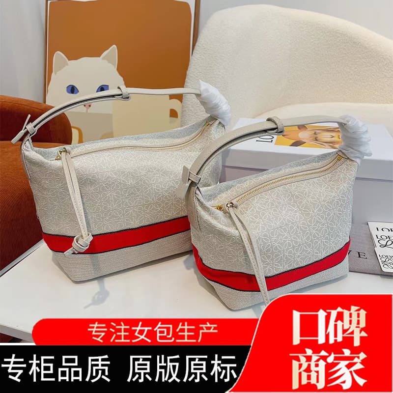 New Luo Family Lunch Box Small Square Bag Shoulder Crossbody Handbag Embroidered Vintage Commuter Versatile Underarm Cosmetic Bento Bag