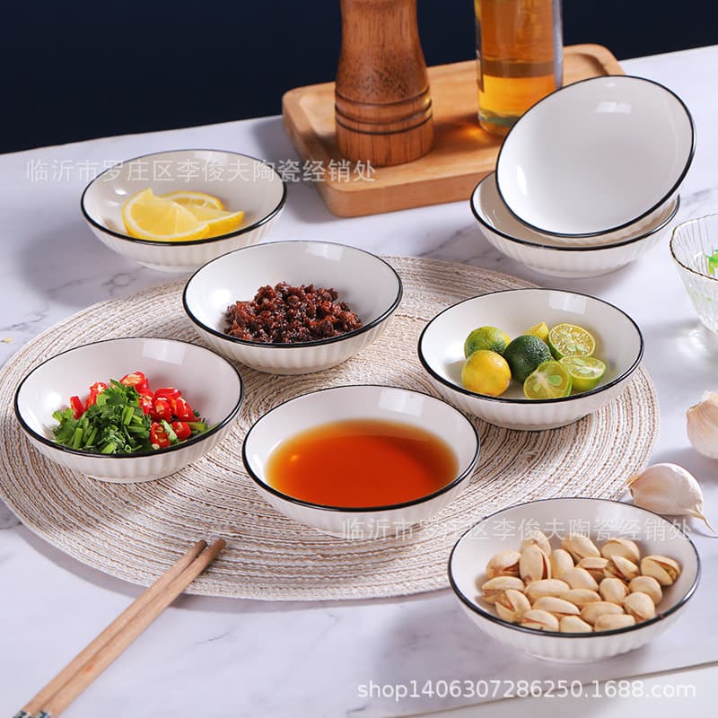 Nordic Style 4-Inch Creative Ceramic Dipping Plate, Home Use Seasoning Dish, Small Side Plate, Simple Soy Sauce Vinegar Plate, Bone Discard Plate