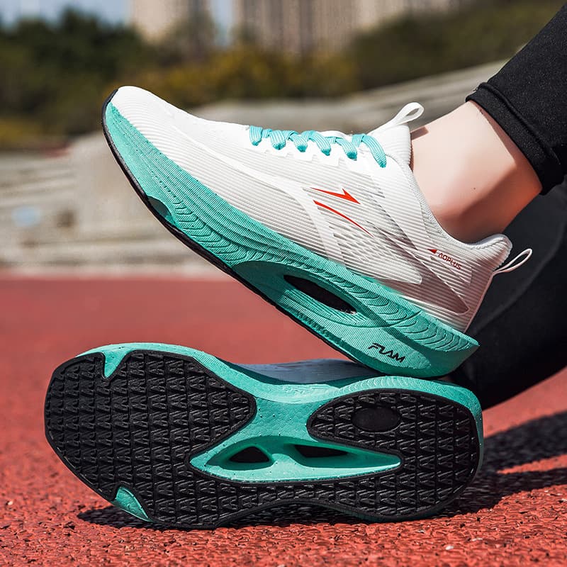 Popcorn Sole Cushioned Running Shoes for Men Breathable Carbon Plate Sports Shoes for Women Youth Physical Test Shoes Trendy Student Shoes