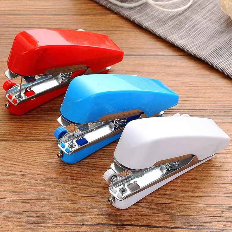 Household Manual Sewing Machine, Portable Mini Micro Handheld Simple Clothes Mending Pocket Tailor Machine