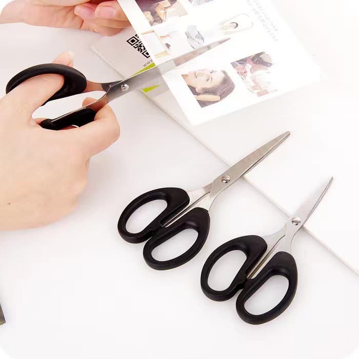 In-stock wholesale office scissors, student DIY paper cutting knives, household stainless steel scissors, and children's craft small scissors.