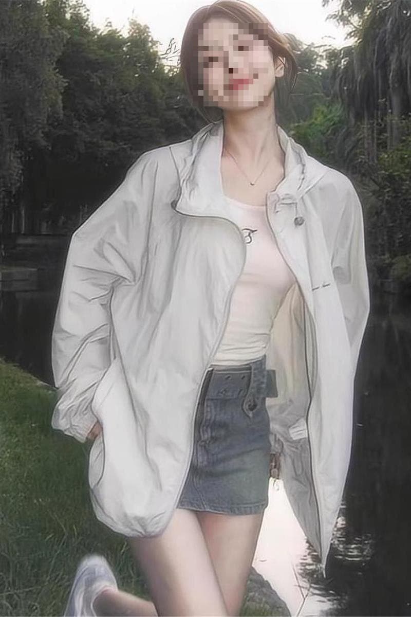 Super Nice Gray Sun Protection Clothing for Women New Summer Loose Versatile Thin Hooded Outdoor Sunscreen Jacket