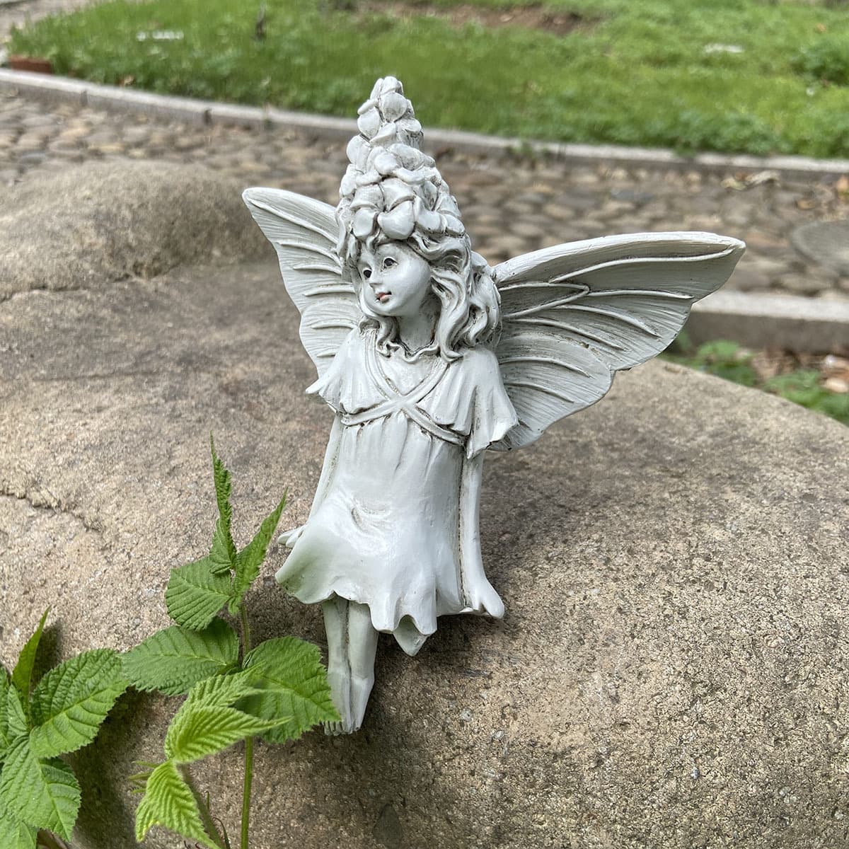 Cross-border Creative Fairy Statue Cute Little Angel Suitable for Home Balcony Garden Courtyard Decoration
