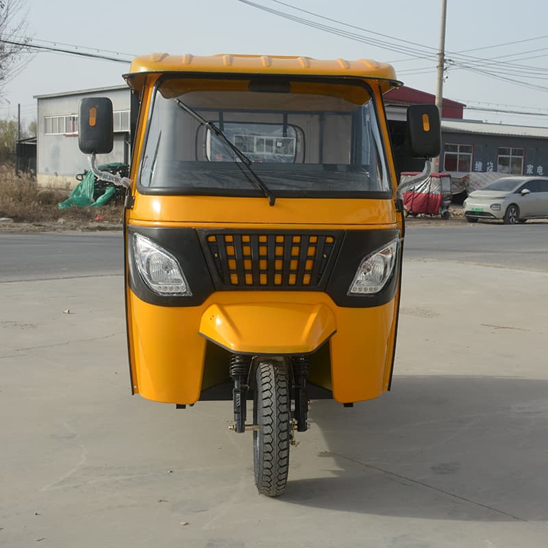 Cross-border Fuel Tuk Tuk Bajaj Three-wheeled Motorcycle Gasoline Sidecar Street Legal