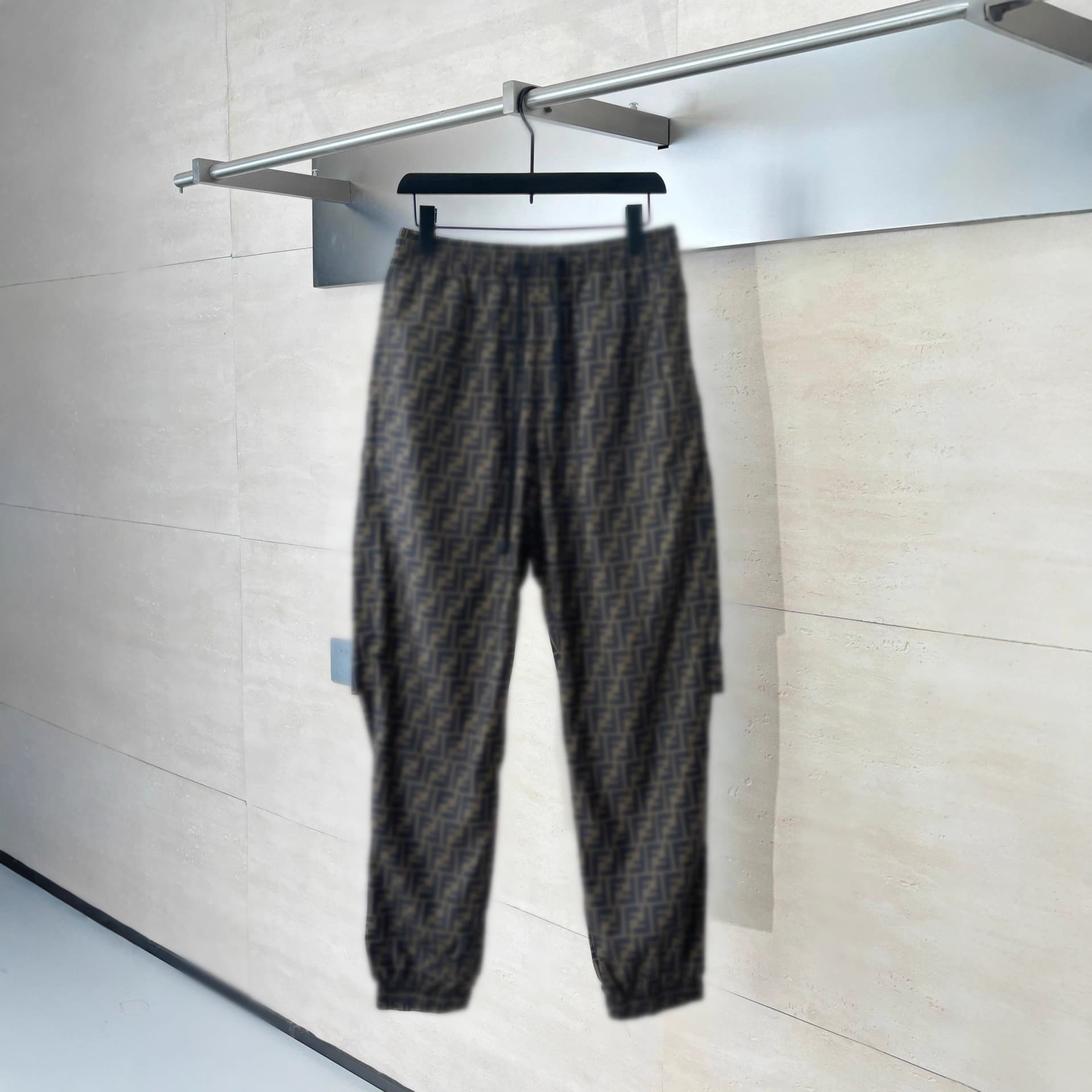 The correct version of FD home 25ss new double F full printed presbyopic fashion men and women trendy casual versatile sports trousers