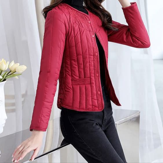New women's down-filled cotton jacket, short style, lightweight inner lining, new slim fit, plus size, suitable for inner wear, light cotton coat.
