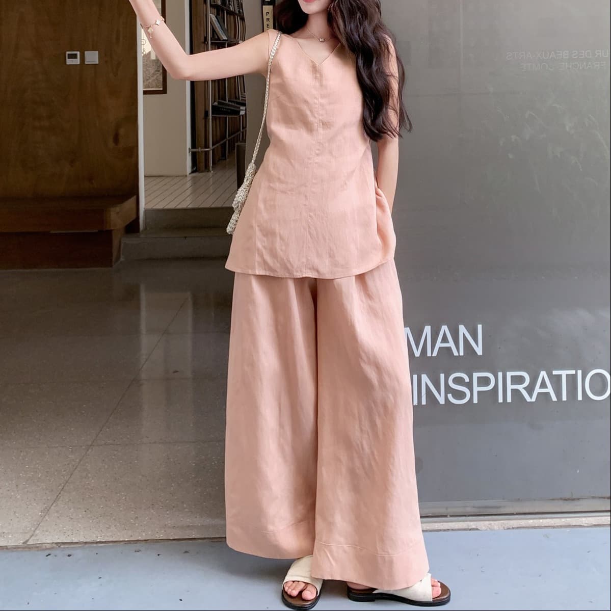 Pink French relaxed simple style two-piece set for women 2026 summer new fashionable temperament vest wide-leg pants two-piece set
