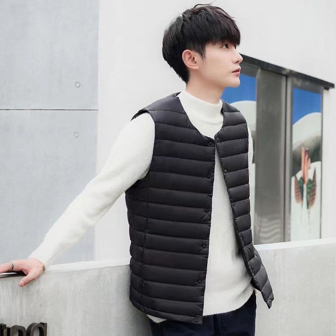 New men's down short vest 2022, lightweight inner vest for autumn and winter, round neck V-neck vest