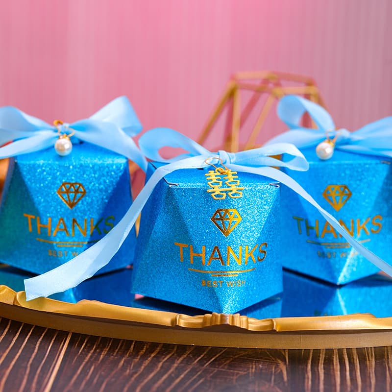 Wedding Candy Box, Nordic Style Favor Box, Gift Box, Chocolate Box, Wedding Triangle Candy Box