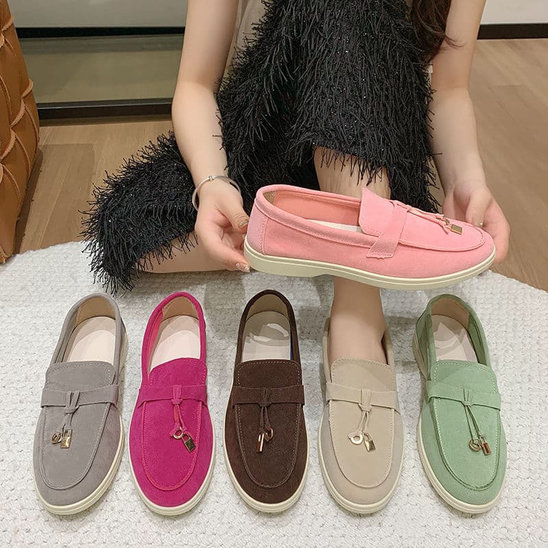 35-43 Large Size Flat Women's Shoes, 41 Loafers, 42 New Style Slip-On Loafers, Casual Women's Shoes