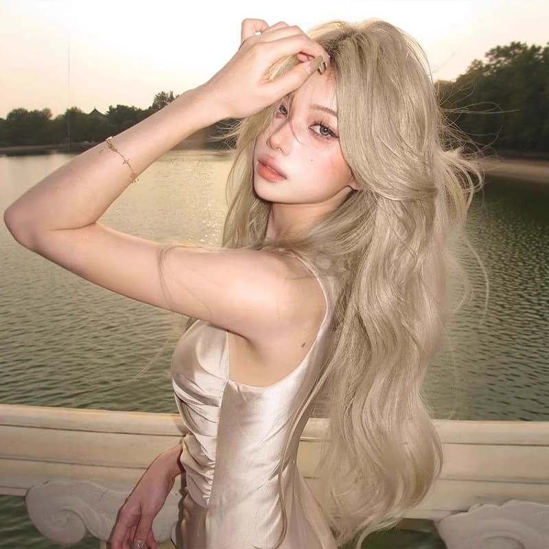 Women's Medium-Parted Long Curly Hair Platinum Wig Female Full Headgear Simulated Human Hair Curly Hair Long Hair High Crown
