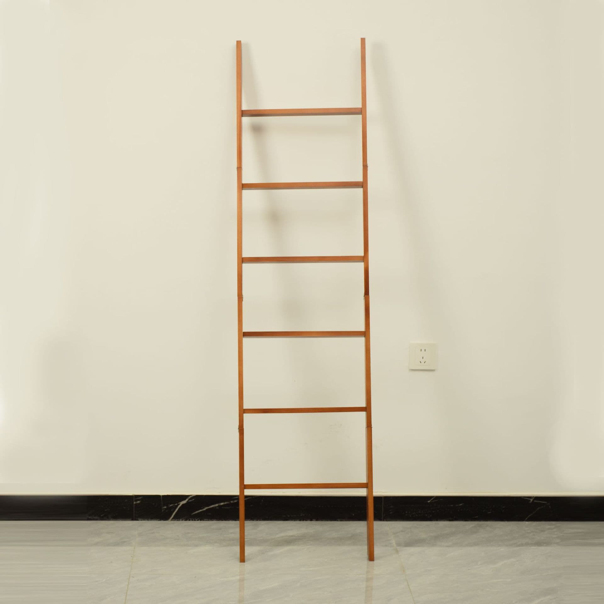Home Wooden Ladder Storage Shelf Multi-Layer Floor Standing Organizer for Blankets and Quilts Wall-Mounted Coat Rack Balcony Wooden Ladder
