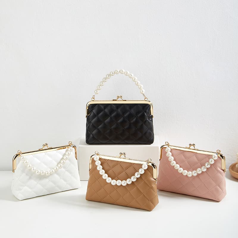 Women's Pearl Bag 2023 Ladies Bags Korean Style Chanel Style Diamond Plaid Bag High-End Ins Clip Bag Women's Bag