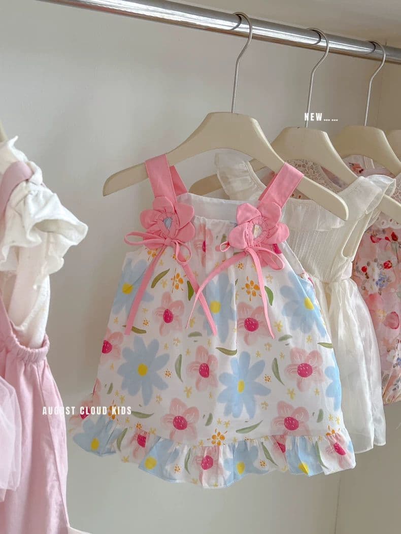Summer Baby Clothes Pink Floral Strap Romper for Little Ones Outfit