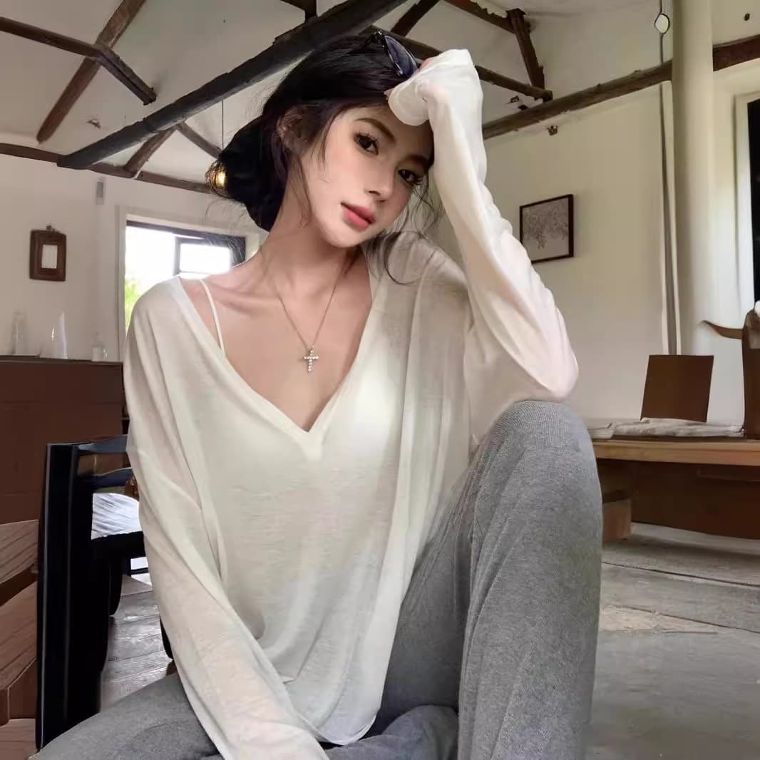 White Thin Slightly Sheer V-neck Long Sleeve T-shirt Women Summer Loose Sun Protection Cover-up Casual Lazy Style Overlay Top