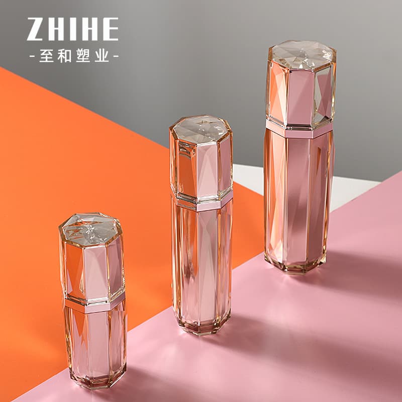 Diamond Faceted 30ml Press Pump Lotion Bottle 50/100ml Essence Refill Bottle Skincare Acrylic Bottle