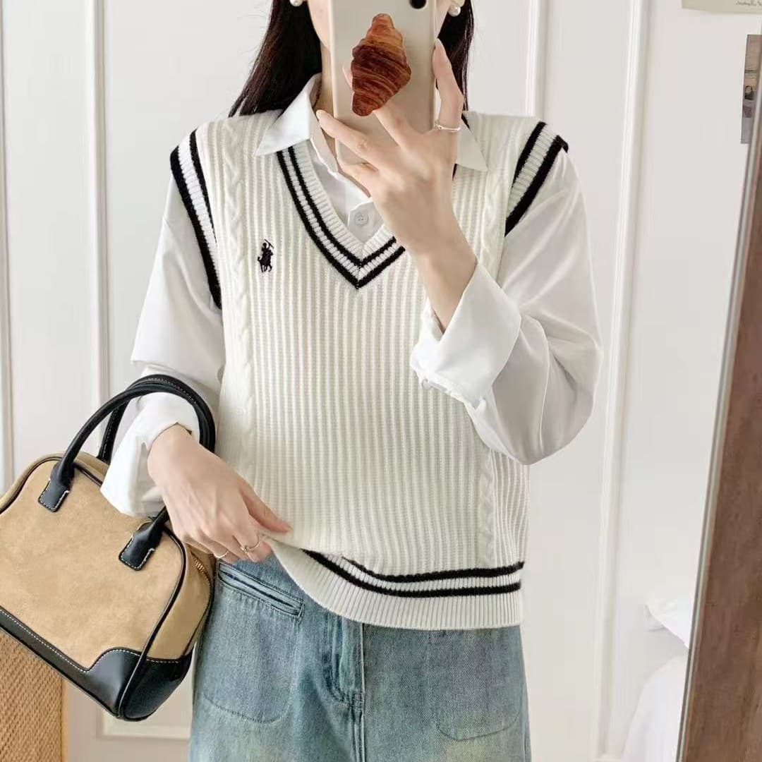 College Style V-Neck Knit Vest for Women, New Autumn/Winter Loose-Fit Layering Sweater Top, Ins Versatile