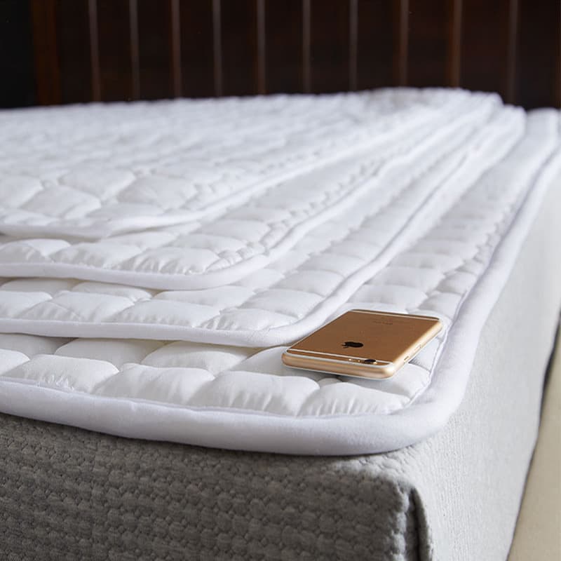 Hotel mattress pure white antibacterial bed protector household Simmons protective soft pad hotel B&B bed pad washable