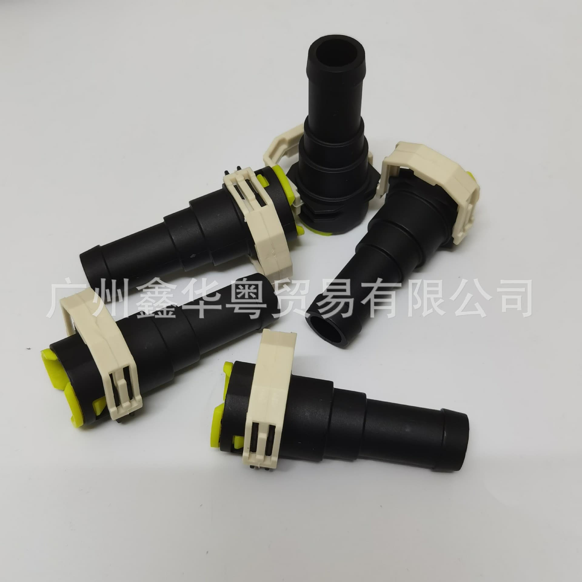 D65161240 for Mazda 3 Heater Hose Connector D651-61-240 D65161240
