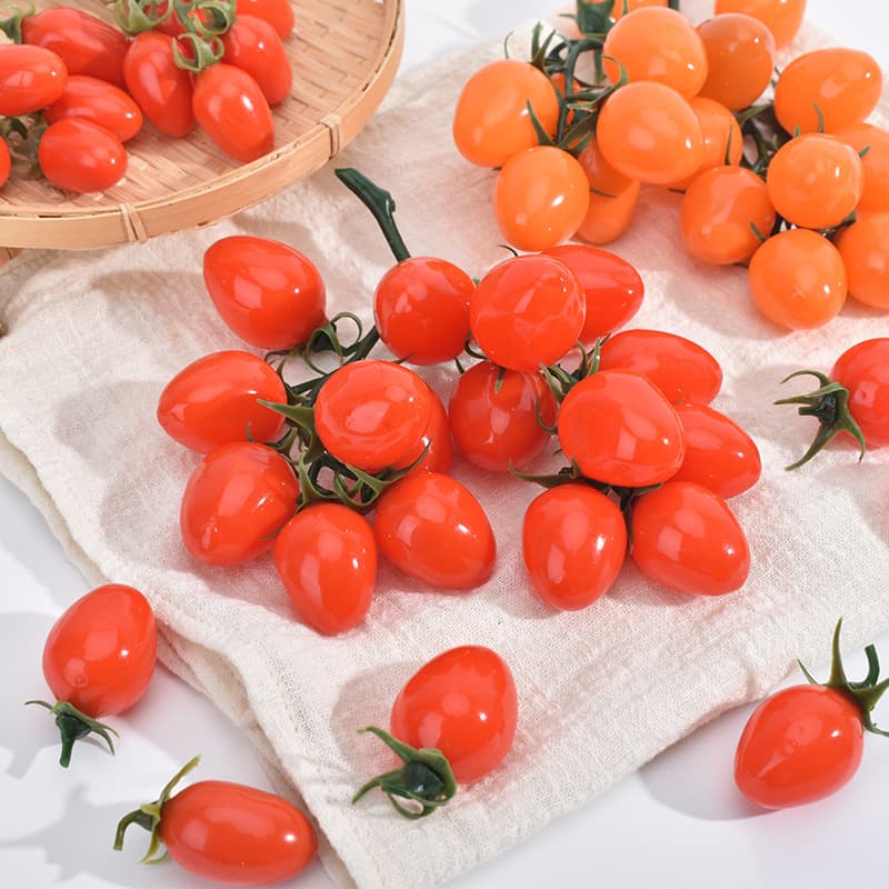 High-simulation cherry tomato strings, plastic fake fruit and vegetable models, PVC small tomatoes for window display photography and early education props
