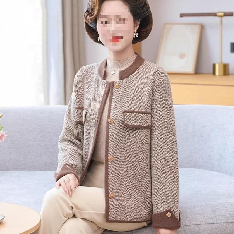 Mother's autumn new style mink knit jacket, middle-aged women's top, elderly women's spring and autumn woolen jacket set.