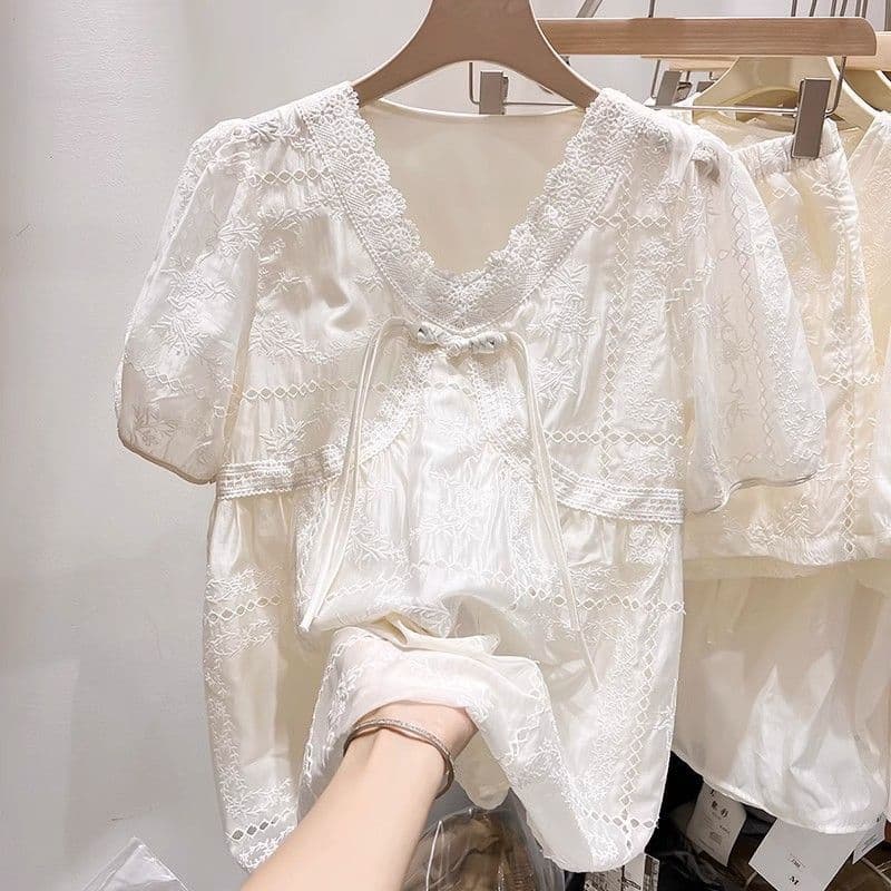 Korean Style V-Neck Loose Sweet Blouse for Women Summer 2026 New Retro Embroidered Lace Short Sleeve Pullover Two-Piece Set