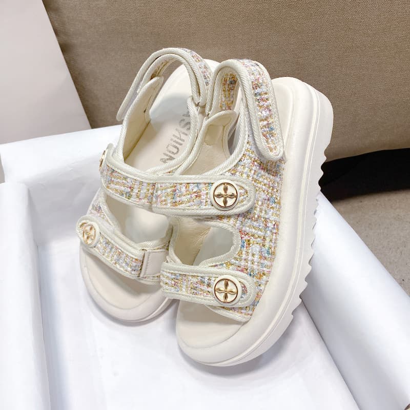 Xiaoxiang Style Sports Sandals Women 2024 Summer New Chunky Fashion Thick Sole Heightening Versatile Beach Casual Shoes