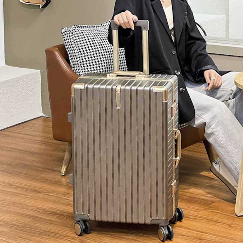 New Large-Capacity Luggage for Women and Men, Durable Trolley Case with Password Lock, Travel Suitcase with Universal Wheels, Trendy Leather Case