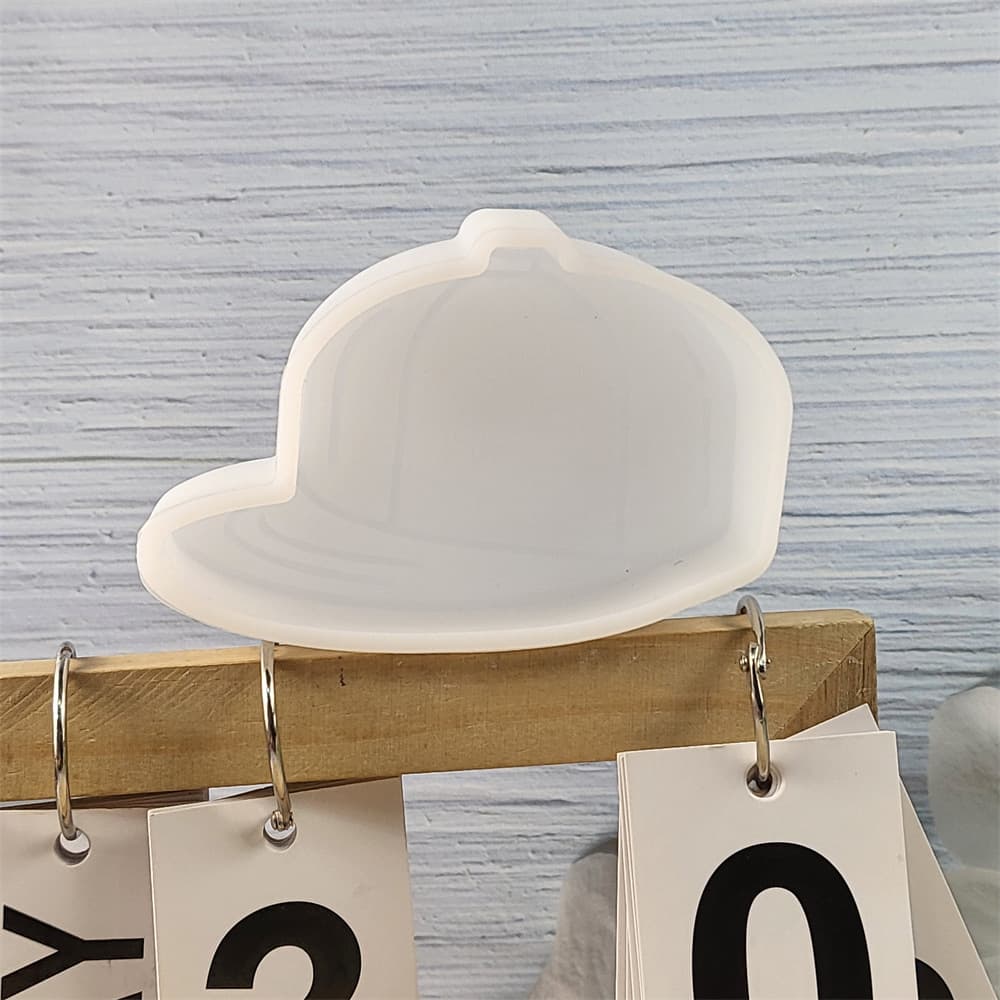 Z0121 Baseball Cap Aroma Mold, Crystal Resin Silicone Mold DIY Decoration Silicone Mold