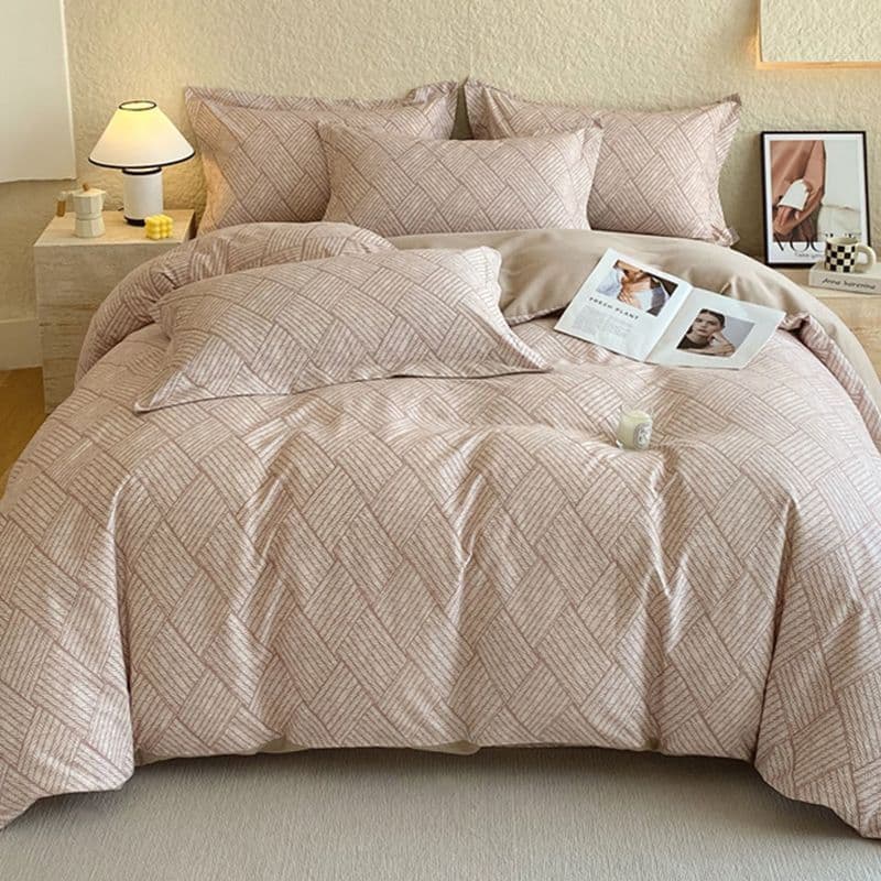 Category 200 thread count thickened brushed flannel four-piece set single duvet cover fitted sheet bed sheet dormitory three-piece set factory cross-border wholesale