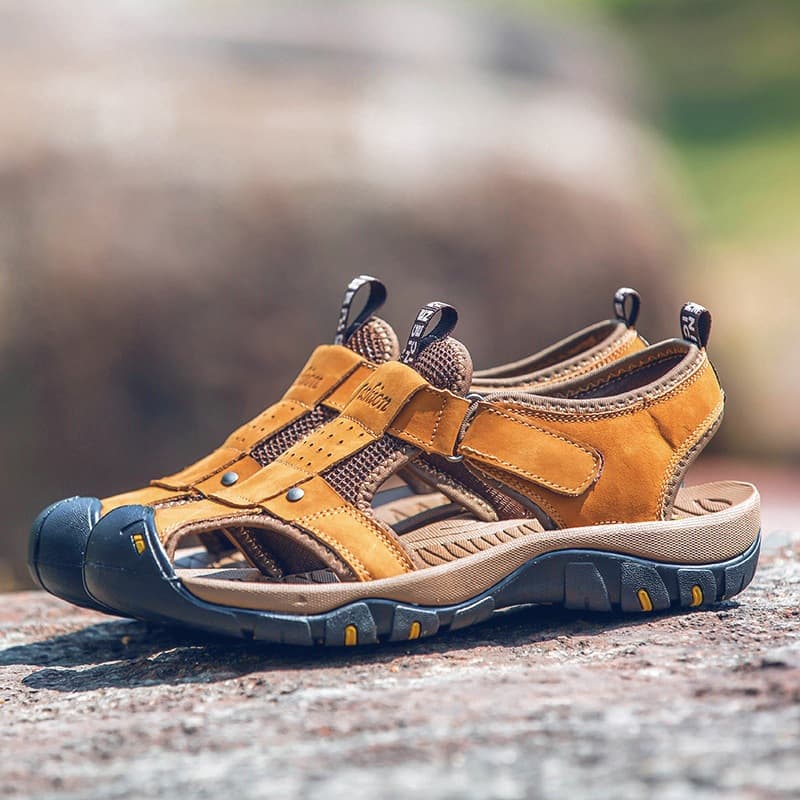 Large Size Men's Sandals Export Outdoor Casual Sandals Cowhide Beach Sandals Handmade Men's Sandals Closed Toe