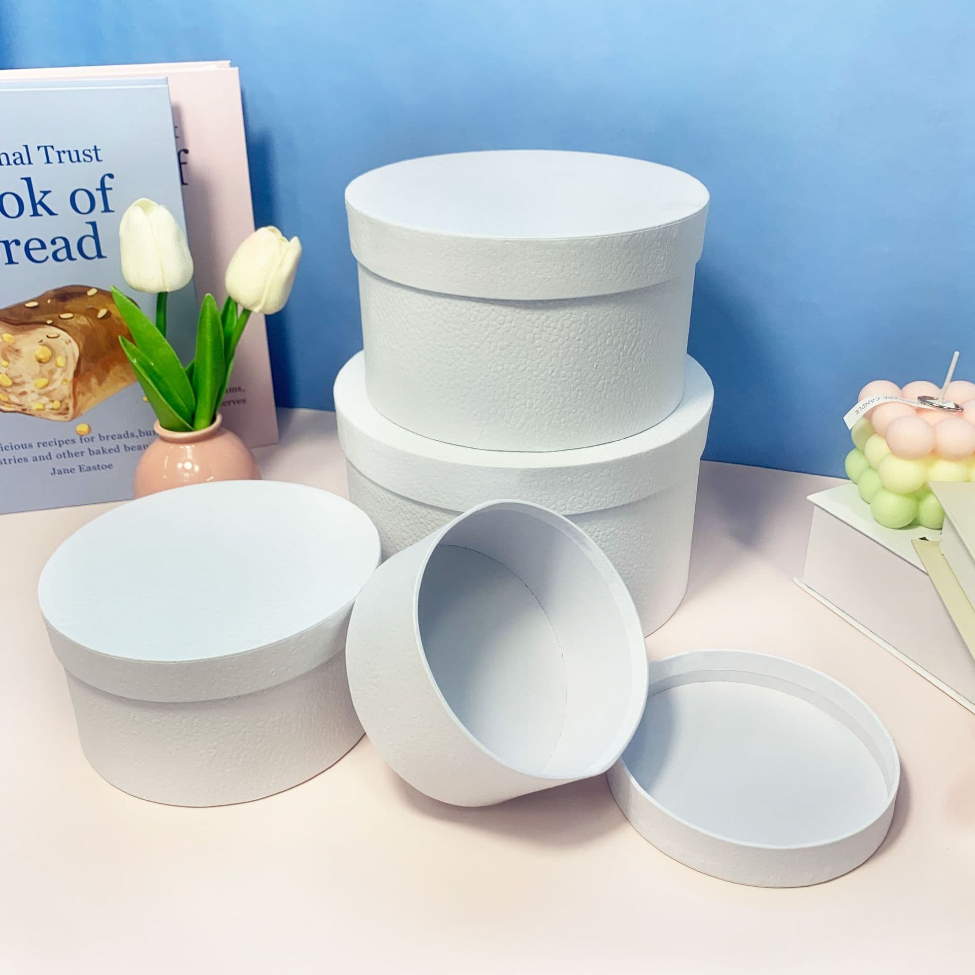 Mother's Day Valentine's Day Paper Gift Packaging Box White Round Set Box Birthday Gift Gift Box 520 Gift Box