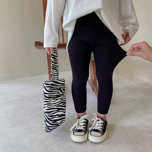 Deerong Spring/Autumn Solid Color Leggings for Girls, Baby Winter Warm Outerwear Solid Versatile Autumn Pants Children's Pants