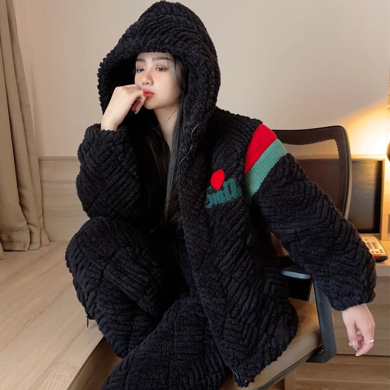 2025 New Extra Thick Three-Layer Quilted Women's Pajamas Winter Coral Fleece Thickened Autumn Winter Homewear Suit