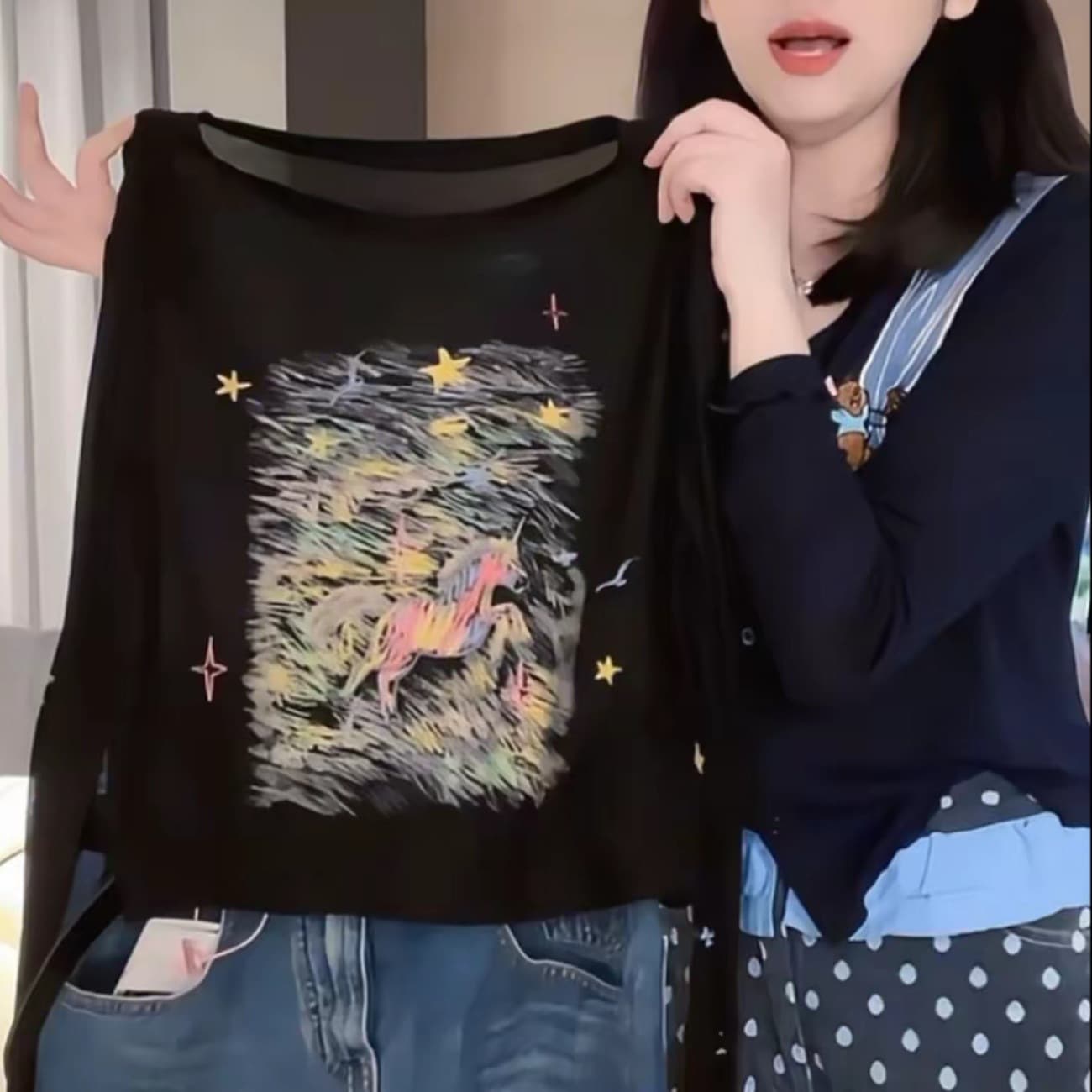 Pony Graffiti Print Sun Protection Long Sleeve T-Shirt for Women, Black Cover-Up, 2026 New Style, Slimming and Versatile Top