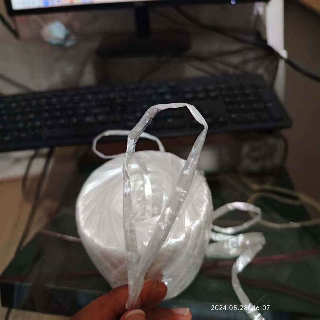 Plastic rope tie rope vegetable strapping strapping tearing rope pp straw rope packing new material packaging rope twisted packing rope