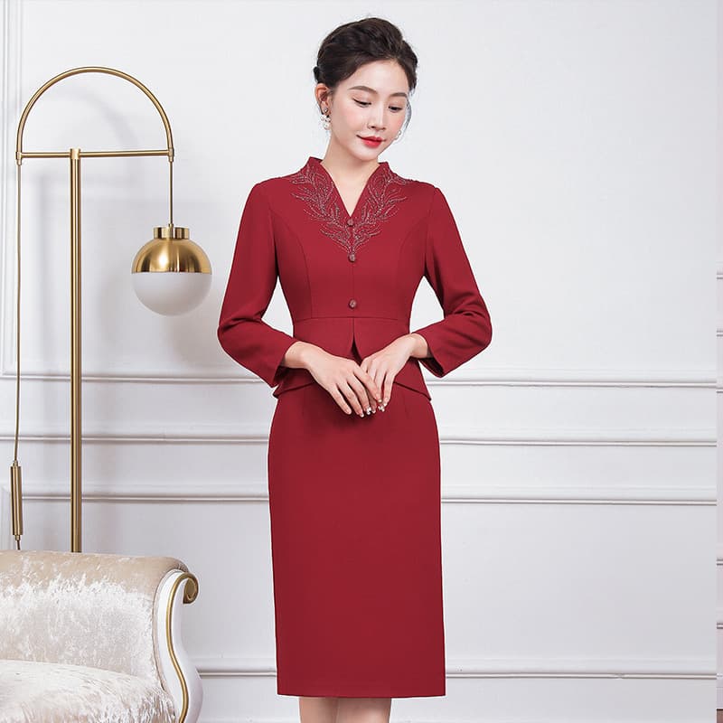 Luxury Beaded Young Mother Banquet Autumn/Winter Dress 2025 High-End Wool Knit Dress for Mother of Groom Wedding Banquet