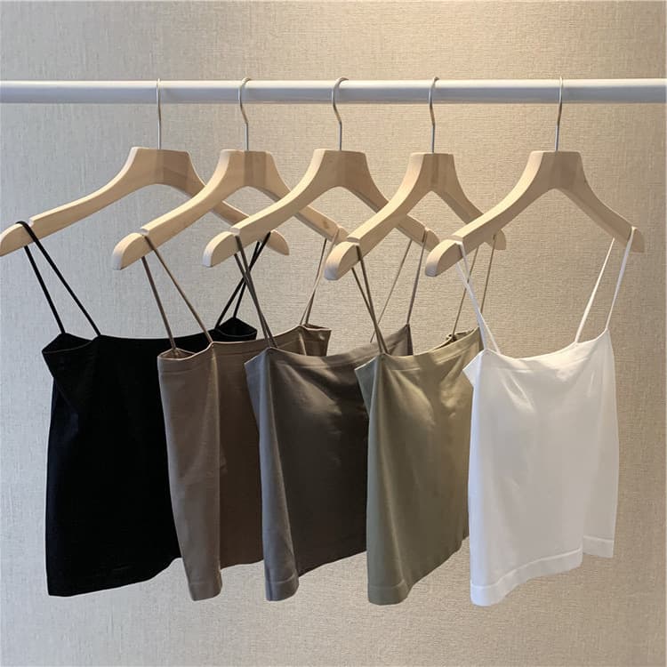 Quality version individually packed solid color strappy camisole for women summer, with bra pads top, wireless seamless wrap top thin strap bustier.