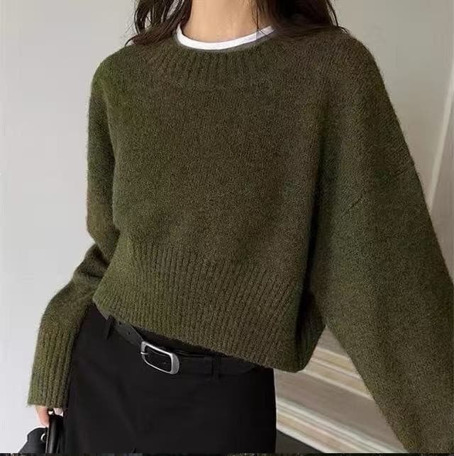 Korean Style Loose Round Neck Knit Sweater for Women Fall/Winter 2026 New Solid Color Pullover Casual Short Top