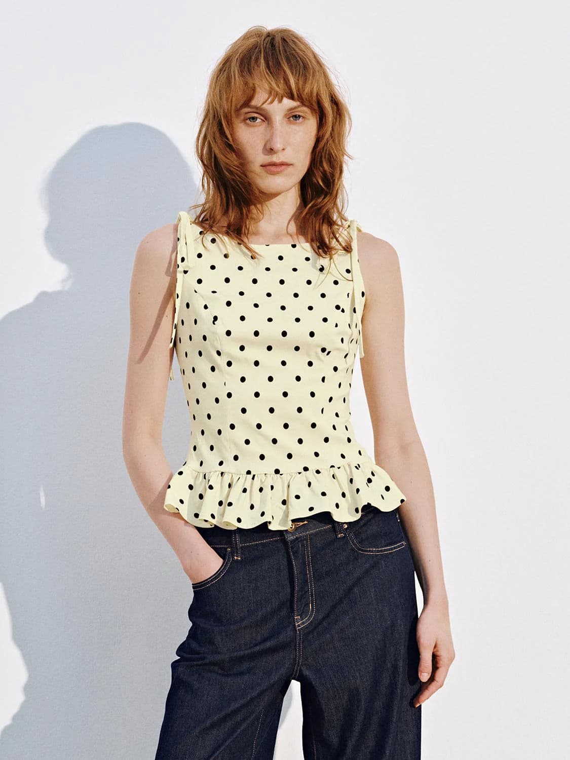 French Polka Dot Sleeveless Top for Women Summer High-End Light Luxury Tie-Waist Ruffle Hem Slimming Vest Blouse