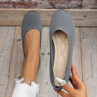 Independent Station 2025 Spring Large Size European and American Flat Fly-Knitted Round-Toe Slip-On Shoes, Shallow Mouth, Fashionable and Versatile for Outdoor Wear