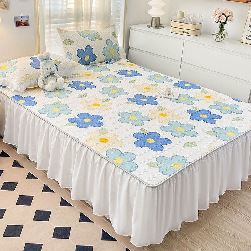 2023 New Model Latex Cooling Mat Bed Skirt Style Three-Piece Set Single 1.5m 1.8m Double 1.2 Two-Piece Set Bed Sheet