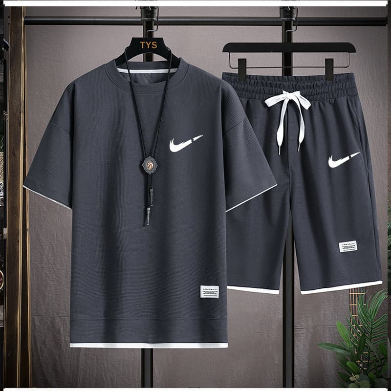 2026 Waffle T-shirt Hong Kong style men's fake two-piece suit for couples loose and trendy large size five-piece pants two-piece suit