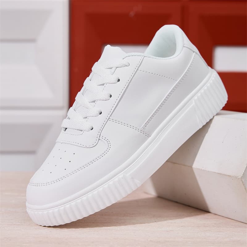 2026 Men's Ultra-Light Duty-Free Casual Lace-Up Round-Toe White Shoes for Export Cross-Border