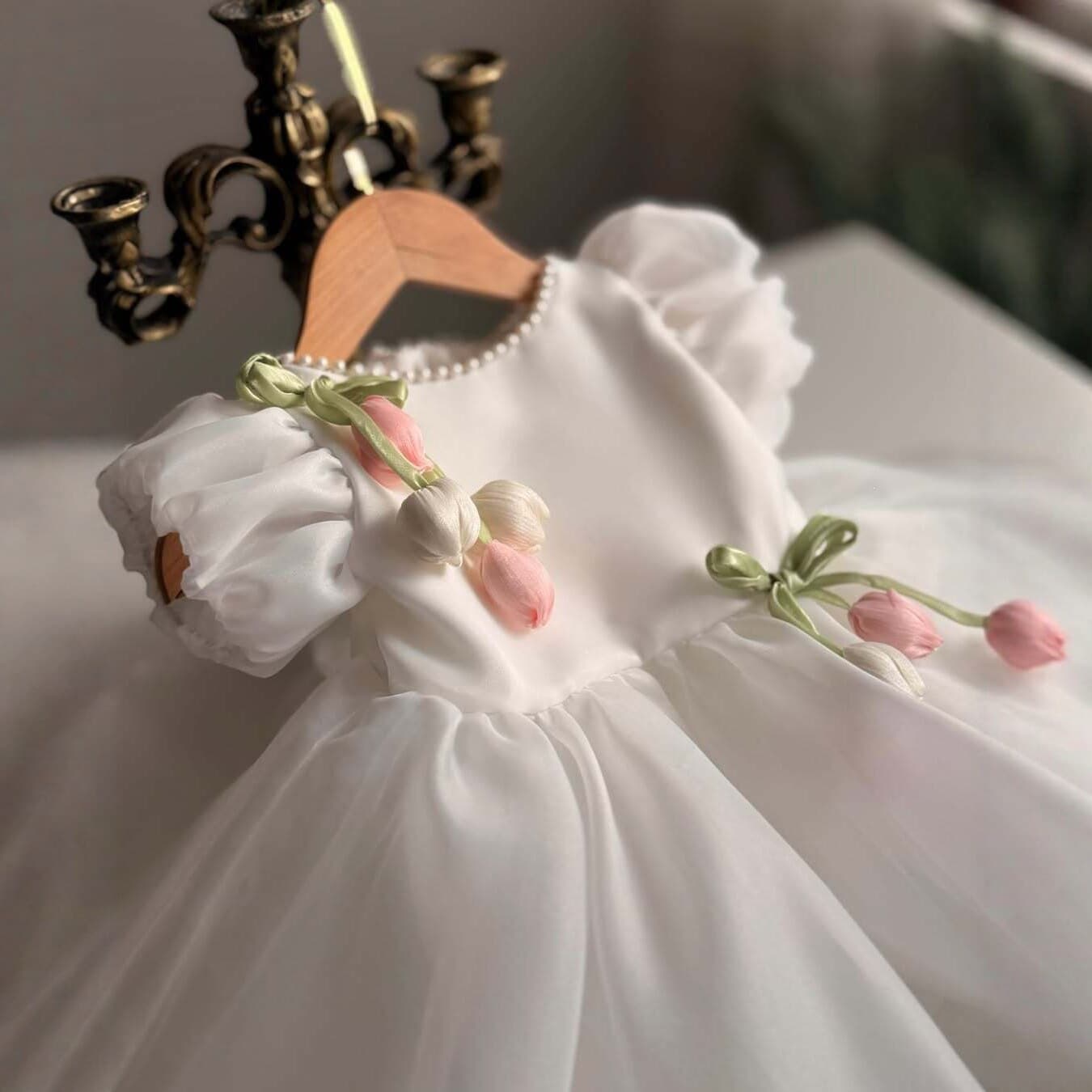 Girls Dress AliExpress White Tulip Princess Dress New Puff Sleeve Birthday Tutu Dress Flower Girl Performance Dress