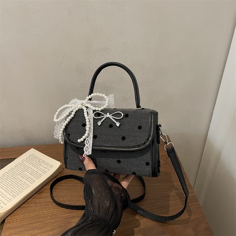 2026 New Women's Shoulder Bag Large Capacity Casual Shoulder Bag Crossbody Bag Japanese Student Commuting Girl Bag