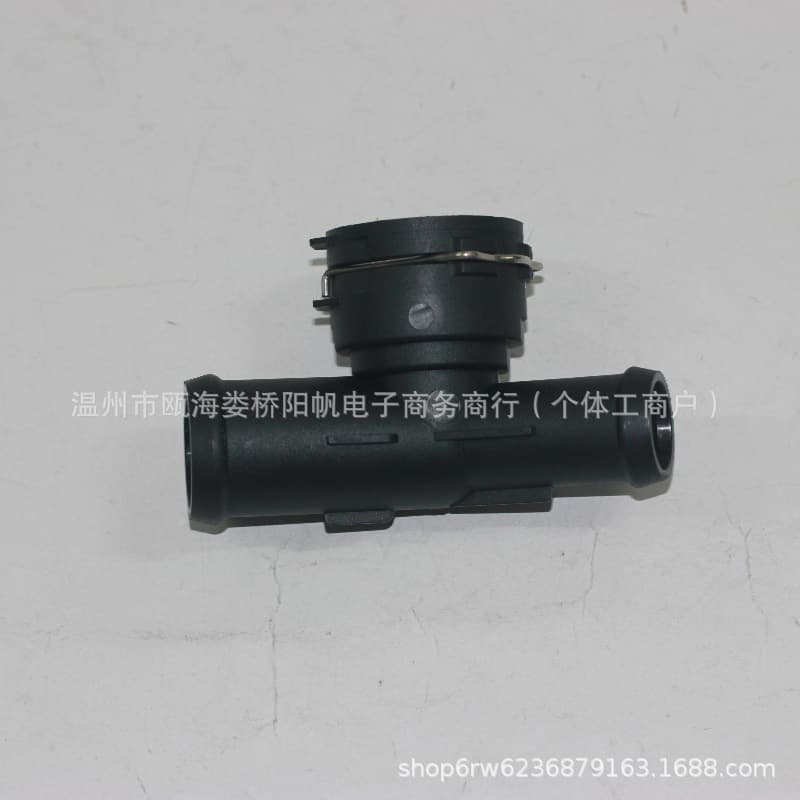 1K0122291B Car Water Pipe