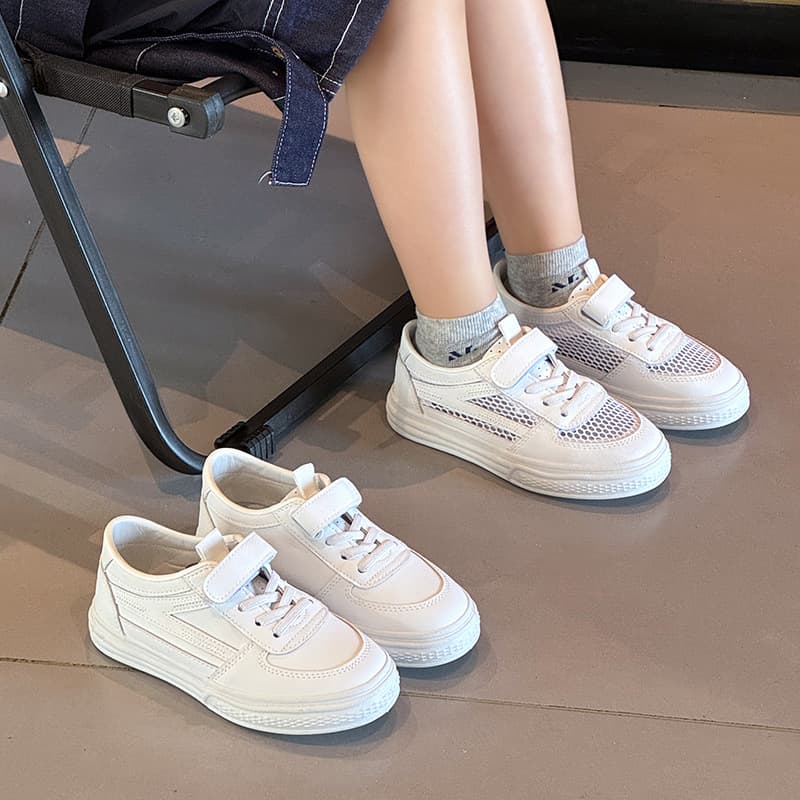 Children's White Shoes 2026 Summer New Mesh Student Korean Style Board Shoes Boys Girls Pure White Sports Casual Shoes